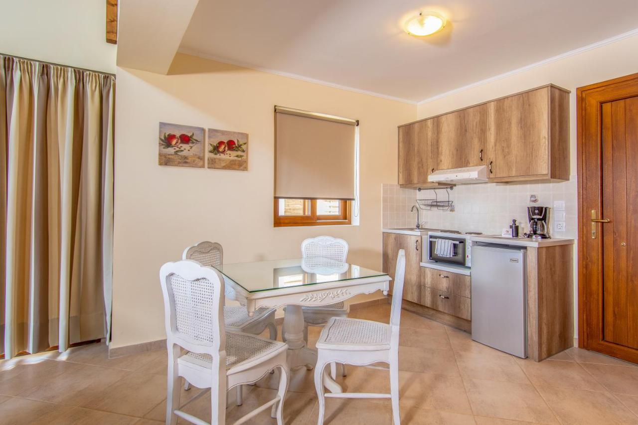Αlissachne Suites Limniónas Zewnętrze zdjęcie
