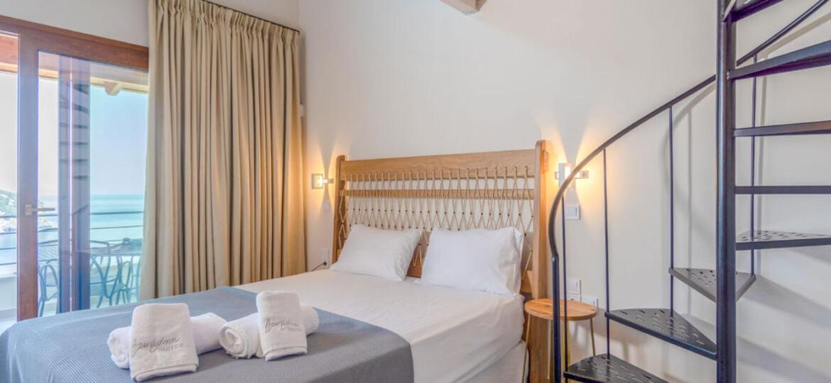 Αlissachne Suites Limniónas Zewnętrze zdjęcie